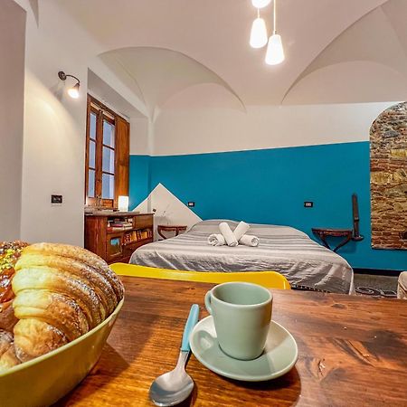 Lovingenoa Old Stone Apartment Bagian luar foto