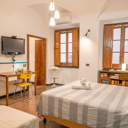 Lovingenoa Old Stone Apartment Bagian luar foto