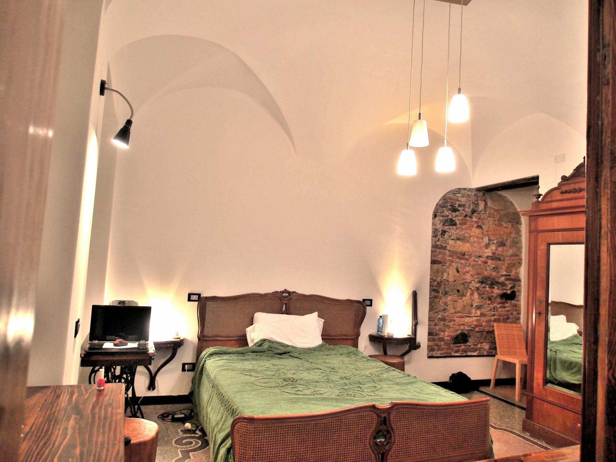 Lovingenoa Old Stone Apartment Ruang foto