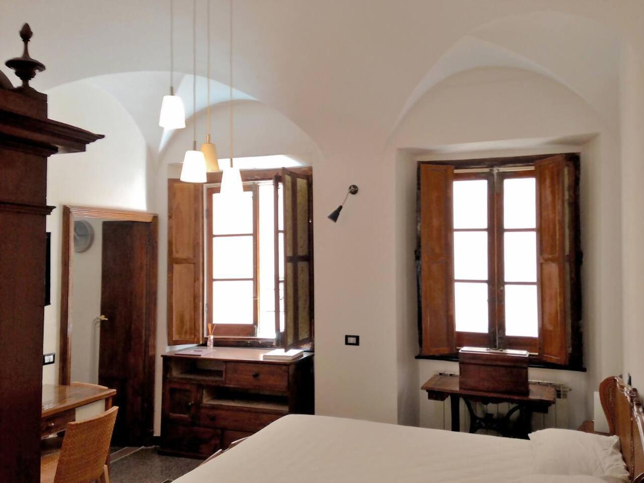 Lovingenoa Old Stone Apartment Bagian luar foto