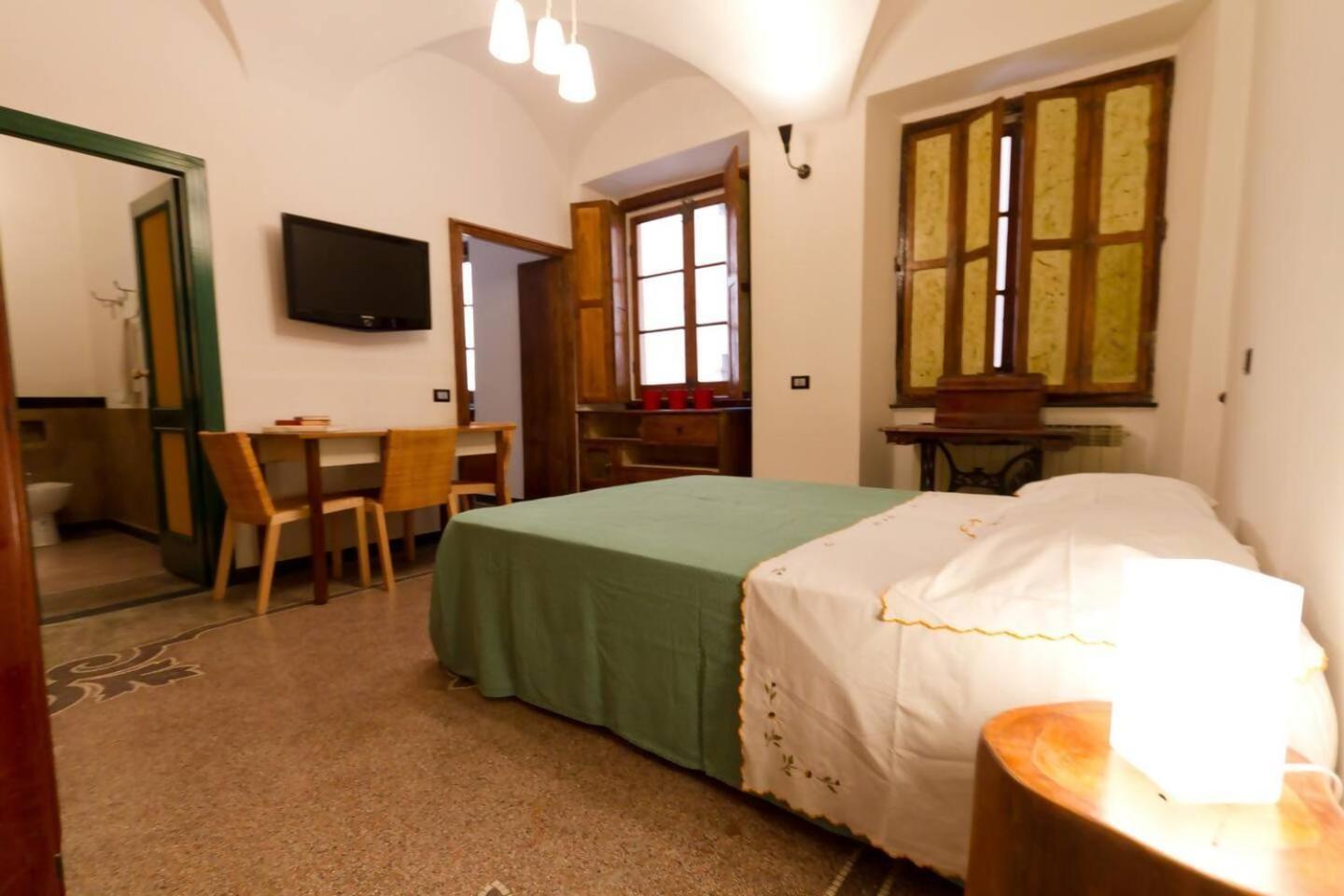 Lovingenoa Old Stone Apartment Bagian luar foto