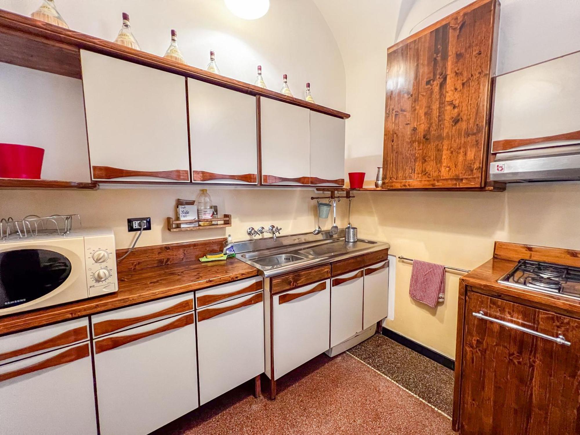 Lovingenoa Old Stone Apartment Bagian luar foto