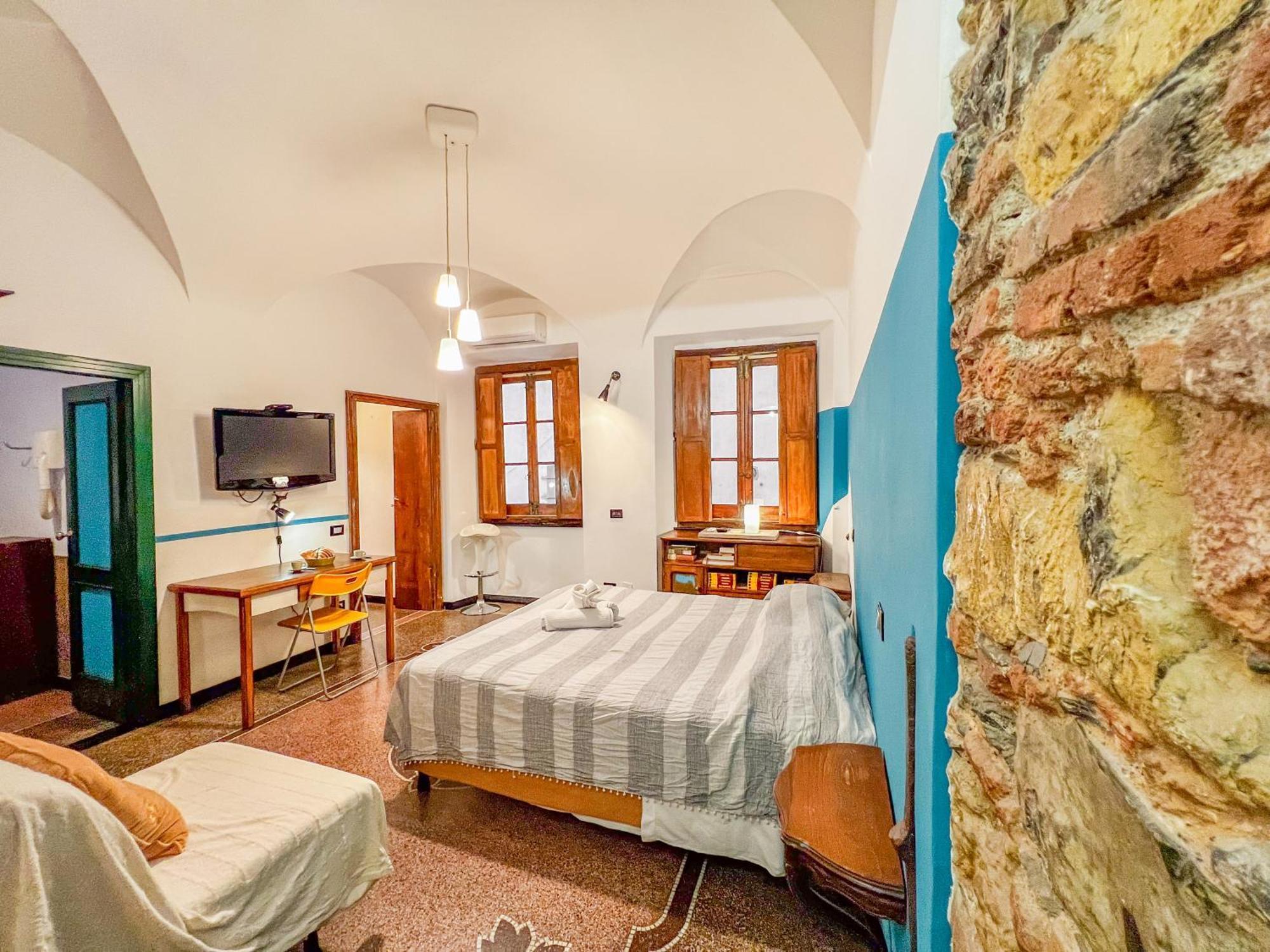 Lovingenoa Old Stone Apartment Bagian luar foto