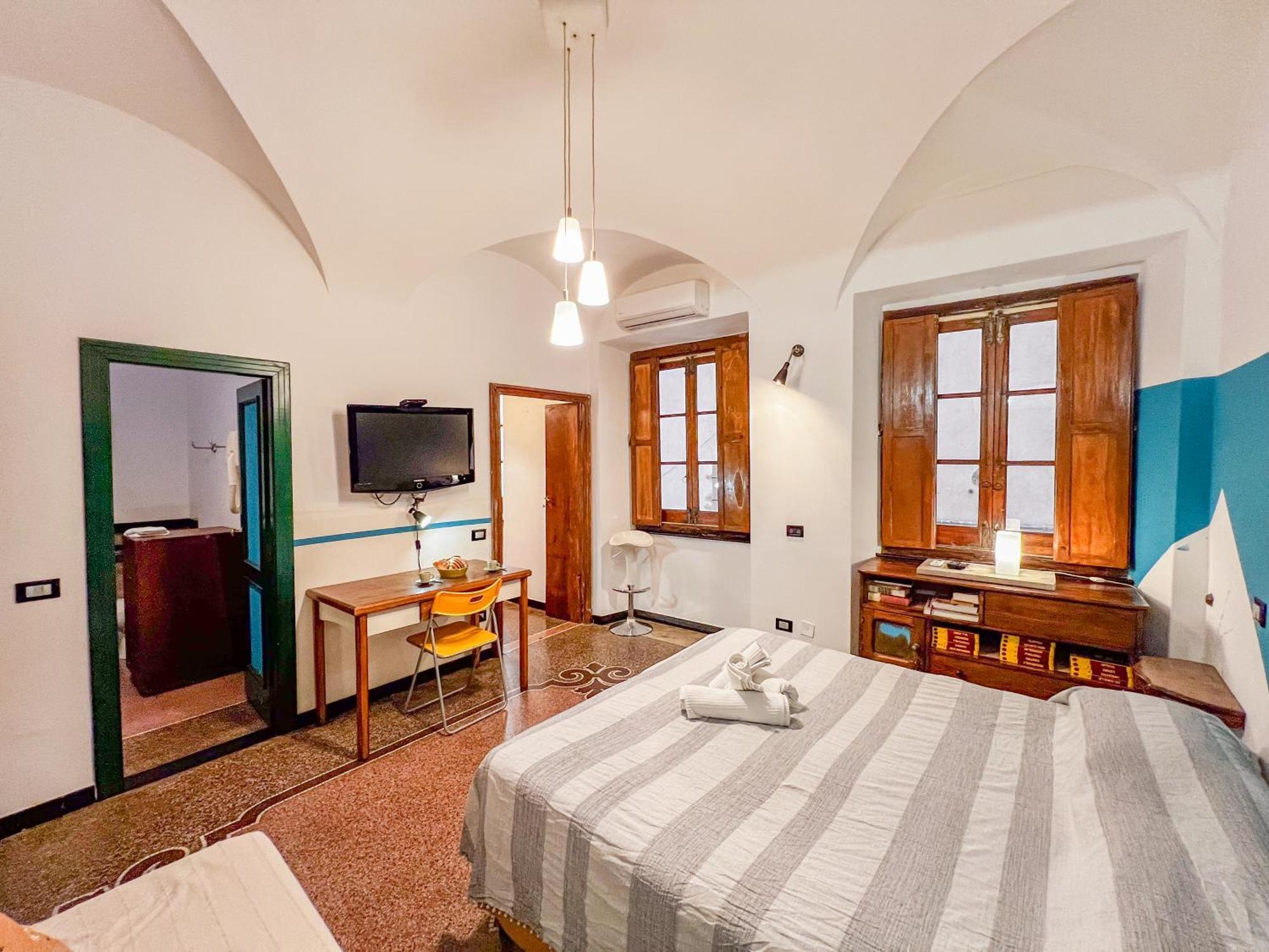 Lovingenoa Old Stone Apartment Bagian luar foto
