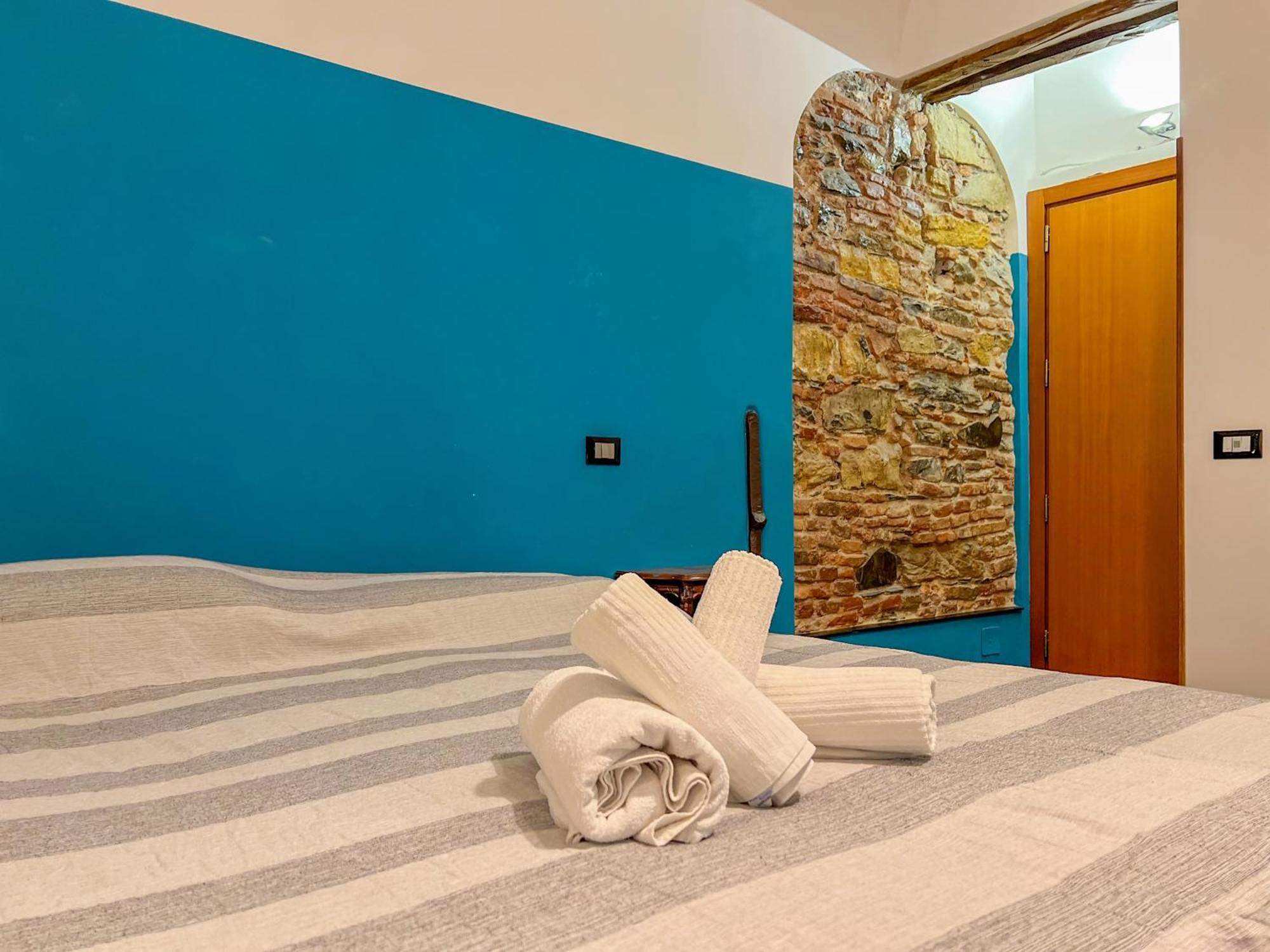 Lovingenoa Old Stone Apartment Bagian luar foto