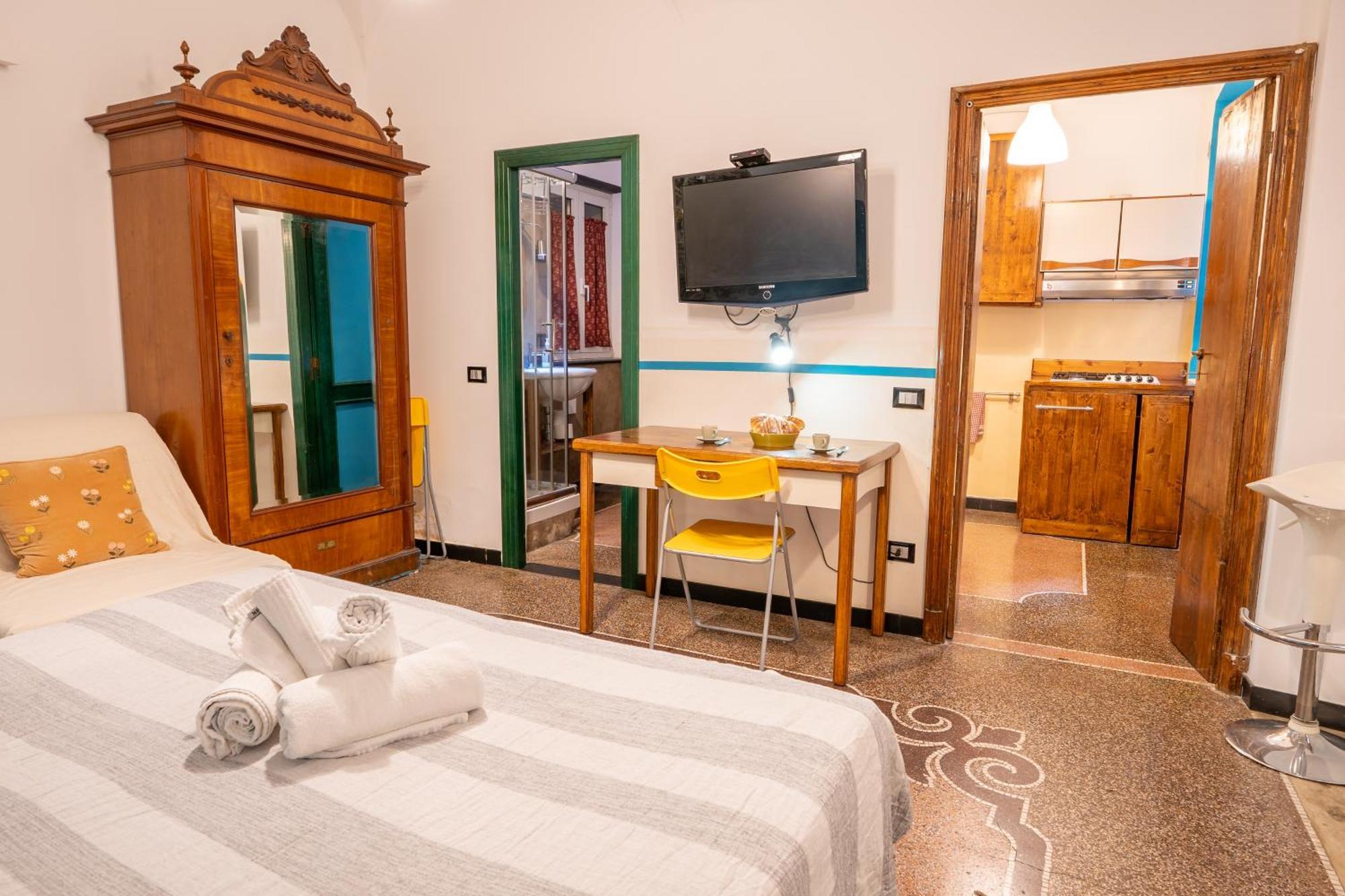 Lovingenoa Old Stone Apartment Bagian luar foto