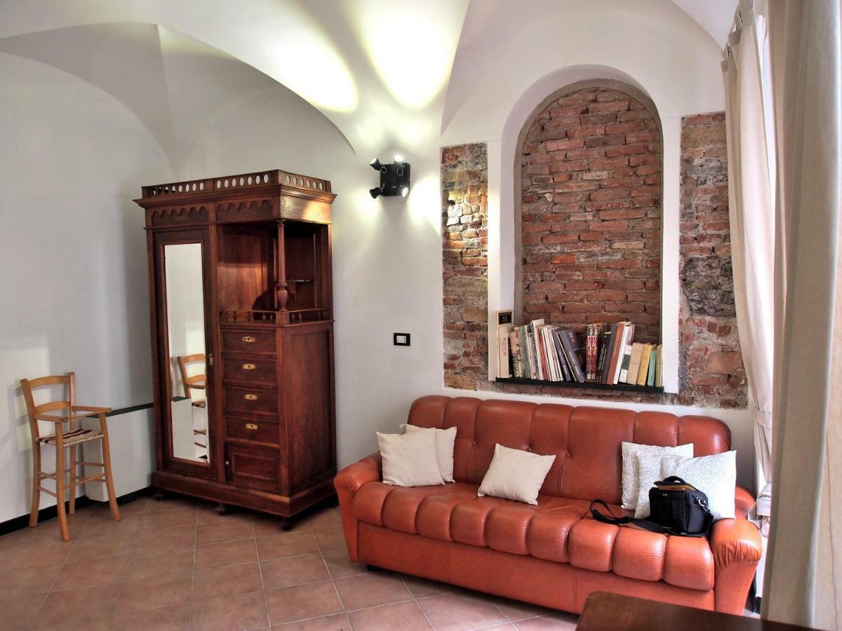 Lovingenoa Old Stone Apartment Bagian luar foto